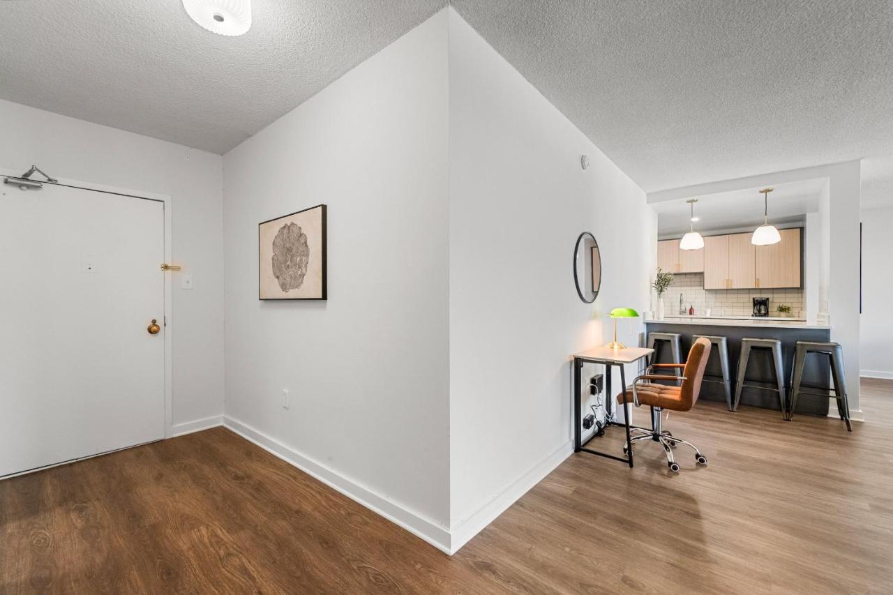 Urbandelight Crystal City Mins To Dc Free Parking Arlington Exterior foto